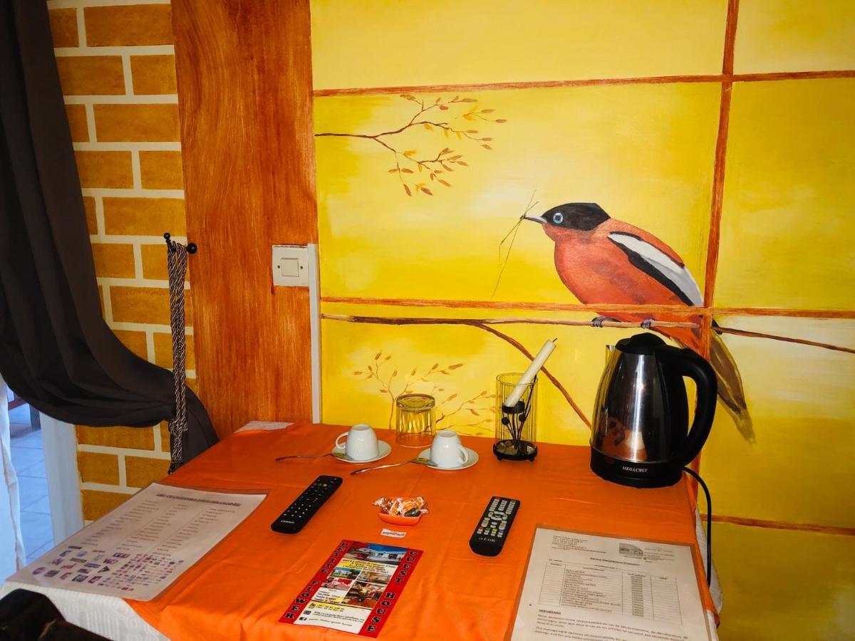 Petite Flower Guest House Talata-maty Екстер'єр фото